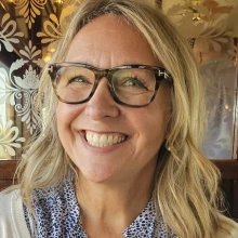 Dr. Linda Hollis